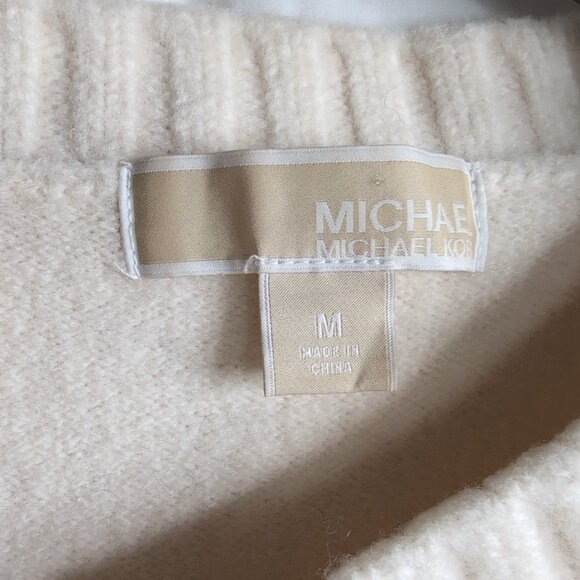 Michael Kors Women's Cream Sweater/Cardigan Horn Buttons, Medium - Picture 3 of 11